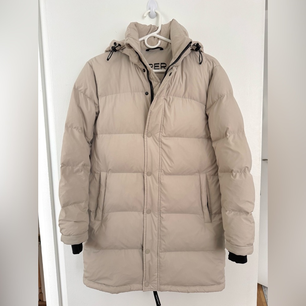 Aritzia Super Puff mid length